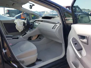 2011 Toyota Prius I with VIN JTDKN3DU5B0294247, listed as a IAAI auction lot 40360762 with 191,079 mi miles. Bid and sale history available at carsss.com. Image 5.