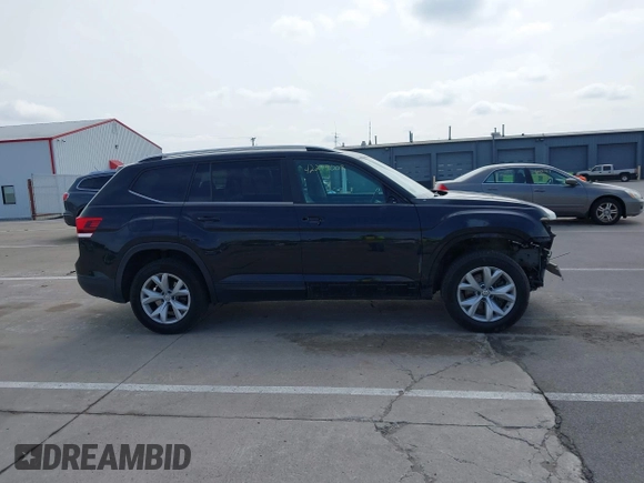2018 Volkswagen Atlas SE with VIN 1V2CR2CA7JC535473, listed as a IAAI auction lot 42279008 with 88,409 mi miles and . Bid and sale history available at DreamBid. Image 14.