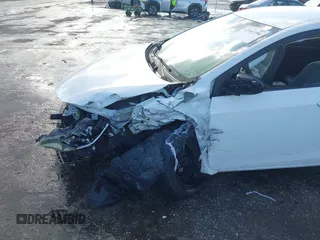 2016 Toyota Corolla L z VIN 2T1BURHE0GC641909, wystawiony jako IAAI lot #42583396 z przebiegiem 124 790 mil mil oraz . Historia ofert i sprzedaży dostępna na DreamBid. Obrazek 6.