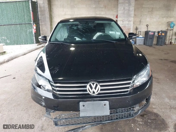 2015 Volkswagen Passat 1.8T S with VIN 1VWAT7A32FC097218, listed as a IAAI auction lot 40044668 with 165,756 mi miles. Bid and sale history available at carsss.com. Image 12.