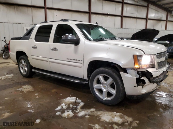 2008 Chevrolet Avalanche LT w/2LT with VIN 3GNFK12318G293391, listed as a Copart auction lot 86087754 with 161,514 mi miles and Clean Title. Bid and sale history available at carsss.com. Image 4.