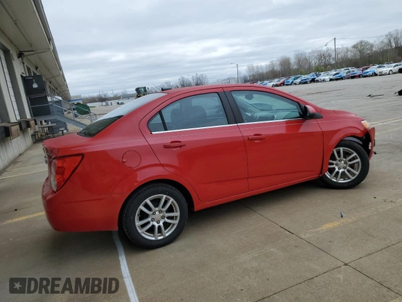 2012 Chevrolet Sonic LT z VIN 1G1JC5SH3C4217821, wystawiony jako Copart lot #51443435 z przebiegiem 95 851 mil mil oraz Nie do naprawy • Non repairable. Historia ofert i sprzedaży dostępna na DreamBid. Obrazek 3.