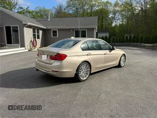 2014 BMW 3 Series 328i z VIN WBA3A5G5XENP33334, wystawiony jako Copart lot #65854585 z przebiegiem 93 359 mil mil oraz Czysty tytuł • Clean title. Historia ofert i sprzedaży dostępna na DreamBid. Obrazek 4.