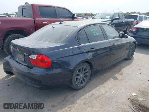 2006 BMW 3 Series 325i with VIN WBAVB17586NK36105, listed as a IAAI auction lot 42076568 with 198,243 mi miles. Bid and sale history available at carsss.com. Image 4.