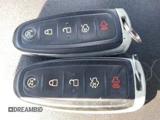 2015 Ford Taurus Limited с VIN 1FAHP2J88FG118169, выставлен на аукционе IAAI как лот 42531731 с пробегом 194 736 миль миль и . История ставок и продаж доступна на DreamBid. Изображение 11.