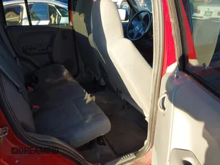 2005 Jeep Liberty Sport with VIN 1J4GK48K85W665278, listed as a IAAI auction lot 41285729 with 219,031 mi miles. Bid and sale history available at carsss.com. Image 8.