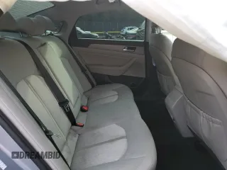 2016 Hyundai Sonata Hybrid SE with VIN KMHE24L10GA026027, listed as a Copart auction lot 36544383 with 97,939 mi miles. Bid and sale history available at carsss.com. Image 10.