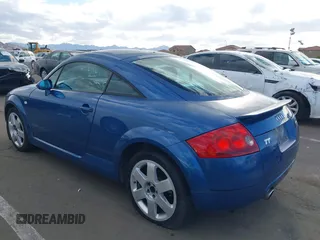 2001 Audi TT z VIN TRUWX28N011014774, wystawiony jako IAAI lot #41761518 z przebiegiem 193 169 mil mil oraz . Historia ofert i sprzedaży dostępna na DreamBid. Obrazek 3.