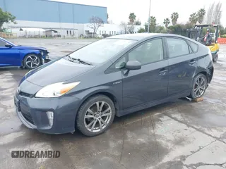 2014 Toyota Prius Four with VIN JTDKN3DUXE1776341, listed as a IAAI auction lot 41740542 with 199,746 mi miles. Bid and sale history available at carsss.com. Image 17.