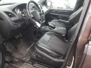 2015 Chrysler Town & Country S with VIN 2C4RC1HG5FR699937, listed as a Copart auction lot 78330864 with 88,279 mi miles and Salvage Title. Bid and sale history available at DreamBid. Image 7.