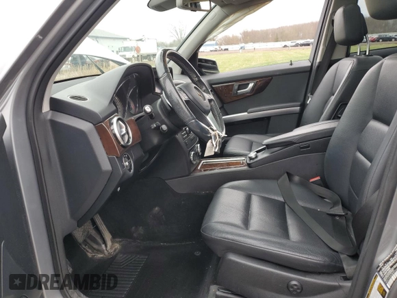 2015 Mercedes-Benz GLK 350 с VIN WDCGG8JBXFG413062, выставлен на аукционе Copart как лот 51152705 с пробегом 139 232 миль миль и Списание • Salvage title. История ставок и продаж доступна на DreamBid. Изображение 7.
