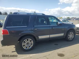 2007 Lincoln Navigator with VIN 5LMFU28567LJ10966, listed as a Copart auction lot 51797625 with 208,956 mi miles and Clean Title. Bid and sale history available at carsss.com. Image 3.