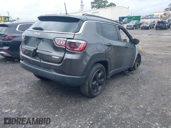 2018 Jeep Compass Altitude with VIN 3C4NJDBB3JT145918, listed as a IAAI auction lot 42206717 with Not Provided miles and . Bid and sale history available at carsss.com. Image 4.