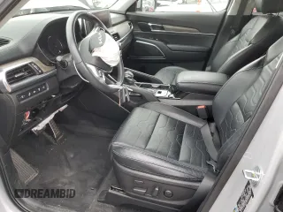 2022 Kia Telluride SX with VIN 5XYP5DHC3NG288104, listed as a Copart auction lot 52617285 with 30,312 mi miles and Salvage Title. Bid and sale history available at DreamBid. Image 7.