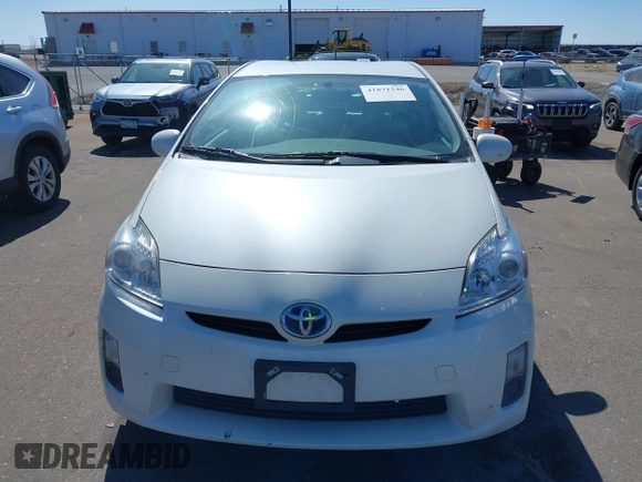 2011 Toyota Prius I with VIN JTDKN3DU1B0270124, listed as a IAAI auction lot 41871546 with 272,088 mi miles. Bid and sale history available at carsss.com. Image 12.