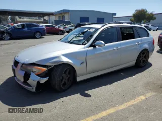 2007 BMW 3 Series 328i with VIN WBAVS13507FX15636, listed as a Copart auction lot 66418204 with 160,642 mi miles and Salvage Title. Bid and sale history available at carsss.com. Image 1.
