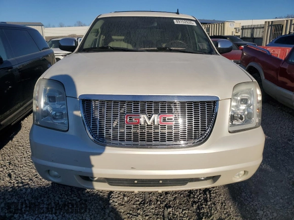 2008 GMC Yukon SLT w/4SB with VIN 1GKFC13J28R264019, listed as a Copart auction lot 89152635 with 162,303 mi miles and Clean Title. Bid and sale history available at carsss.com. Image 5.