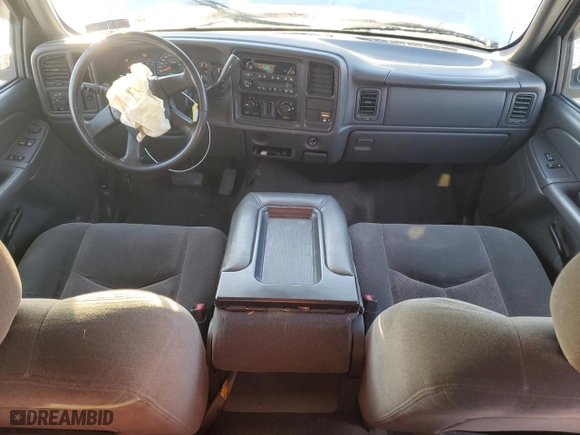 2004 Chevrolet Silverado 1500 LS with VIN 2GCEK19V441120544, listed as a Copart auction lot 48036395 with 209,971 mi miles and Salvage Title. Bid and sale history available at carsss.com. Image 8.
