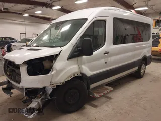 2019 Ford Transit Passenger XL with VIN 1FBZX2CM8KKA07514, listed as a IAAI auction lot 41235965 with 58,224 mi miles. Bid and sale history available at carsss.com. Image 17.
