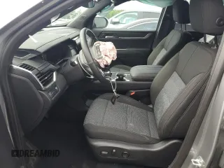2025 GMC Acadia FWD Elevation z VIN 1GKENKRS7SJ164712, wystawiony jako Copart lot #56636735 z przebiegiem 3 814 mil mil oraz Szkoda całkowita • Salvage title. Historia ofert i sprzedaży dostępna na DreamBid. Obrazek 7.