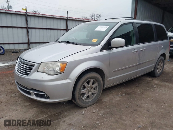 2012 Chrysler Town & Country Touring with VIN 2C4RC1BG8CR382559, listed as a IAAI auction lot 41532073 with 156,586 mi miles. Bid and sale history available at carsss.com. Image 17.