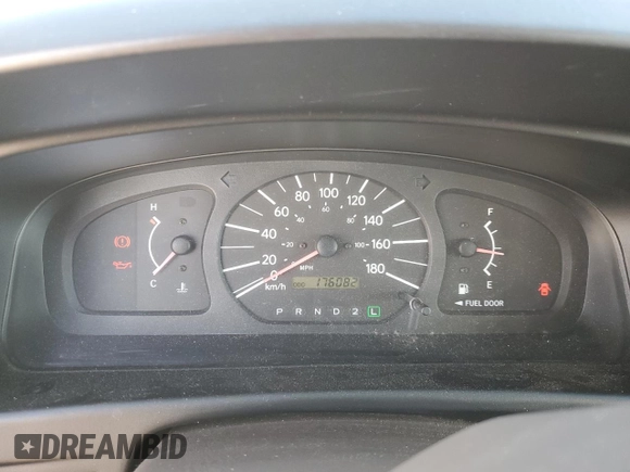 1999 Toyota Sienna CE with VIN 4T3ZF19C6XU098787, listed as a Copart auction lot 47465735 with 176,082 mi miles and Salvage Title. Bid and sale history available at carsss.com. Image 9.