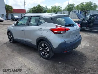2020 Nissan Kicks SV with VIN 3N1CP5CV6LL509775, listed as a IAAI auction lot 41940662 with 1 mi miles. Bid and sale history available at carsss.com. Image 3.