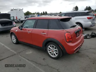 2015 MINI Hardtop 4 Door S z VIN WMWXU3C51F2B56847, wystawiony jako Copart lot #59396195 z przebiegiem 70 821 mil mil oraz Szkoda całkowita • Salvage title. Historia ofert i sprzedaży dostępna na DreamBid. Obrazek 2.