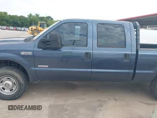 2006 Ford F-250 XL z VIN 1FTSW21P16ED82243, wystawiony jako IAAI lot #42674637 z przebiegiem 153 467 mil mil oraz . Historia ofert i sprzedaży dostępna na DreamBid. Obrazek 14.
