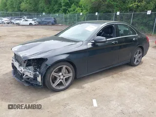 2017 Mercedes-Benz C 300 с VIN 55SWF4KB4HU194641, выставлен на аукционе IAAI как лот 42235717 с пробегом 106 238 миль миль и . История ставок и продаж доступна на DreamBid. Изображение 2.