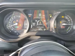 2024 Jeep Wrangler Willys z VIN 1C4RJXN6XRW203949, wystawiony jako Copart lot #49070605 z przebiegiem 10 907 mil mil oraz Czysty tytuł • Clean title. Historia ofert i sprzedaży dostępna na DreamBid. Obrazek 9.