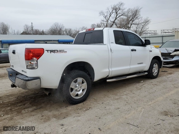 2011 Toyota Tundra 4WD Truck with VIN 5TFUW5F10BX192091, listed as a Copart auction lot 86477114 with 111,745 mi miles and Salvage Title. Bid and sale history available at carsss.com. Image 3.