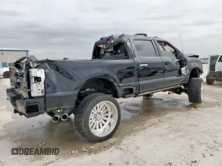 2024 Ford F-250 XL z VIN 1FT8W2BT2REE44792, wystawiony jako Copart lot #51431915 z przebiegiem Nie podano mil oraz Szkoda całkowita • Salvage title. Historia ofert i sprzedaży dostępna na DreamBid. Obrazek 3.