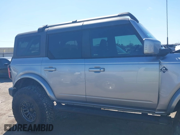 2024 Ford Bronco Outer Banks with VIN 1FMEE8BP9RLA09450, listed as a IAAI auction lot 41672389 with 11,454 mi miles. Bid and sale history available at carsss.com. Image 13.