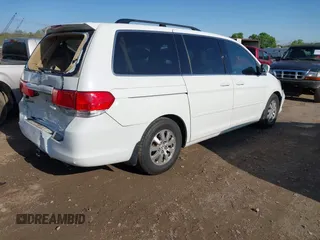 2010 Honda Odyssey EX-L with VIN 5FNRL3H72AB097626, listed as a IAAI auction lot 41971185 with 185,048 mi miles. Bid and sale history available at carsss.com. Image 4.