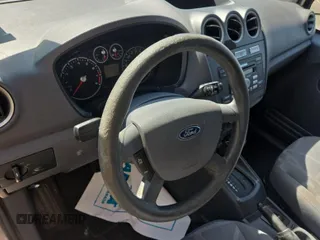 2010 Ford Transit Connect XLT z VIN NM0LS6BN9AT023633, wystawiony jako IAAI lot #42201671 z przebiegiem 203 335 mil mil oraz . Historia ofert i sprzedaży dostępna na DreamBid. Obrazek 1.