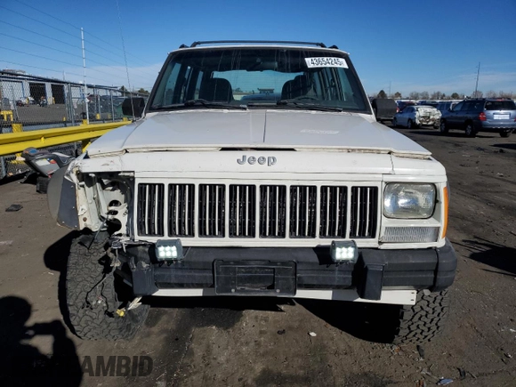 1996 Jeep Cherokee Sport with VIN 1J4FJ68S7TL325967, listed as a Copart auction lot 43654245 with 204,182 mi miles and Salvage Title. Bid and sale history available at carsss.com. Image 5.