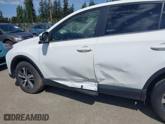 2018 Toyota RAV4 XLE with VIN JTMWFREV3JD130995, listed as a IAAI auction lot 42183630 with 56,624 mi miles. Bid and sale history available at carsss.com. Image 6.