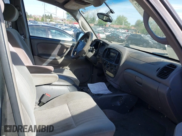 2004 Toyota Tundra SR5 with VIN 5TBET34124S445806, listed as a IAAI auction lot 42093587 with 141,061 mi miles and . Bid and sale history available at carsss.com. Image 5.