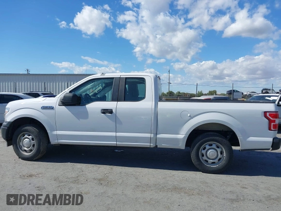 2018 Ford F-150 XL с VIN 1FTEX1CB3JKC85027, выставлен на аукционе IAAI как лот 42248025 с пробегом 260 593 миль миль и . История ставок и продаж доступна на DreamBid. Изображение 14.