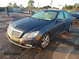2010 Mercedes-Benz E-Class E 350 Luxury with VIN WDDHF5GB4AA260005, listed as a IAAI auction lot 41976779 with 148,324 mi miles. Bid and sale history available at carsss.com. Image 2.