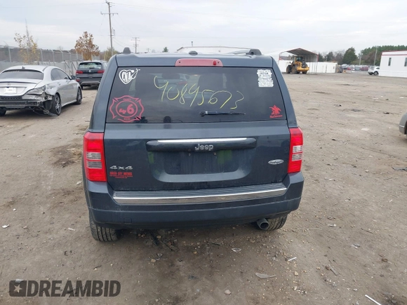 2016 Jeep Patriot Latitude with VIN 1C4NJRFBXGD524016, listed as a IAAI auction lot 40895673 with 157,465 mi miles and . Bid and sale history available at DreamBid. Image 16.