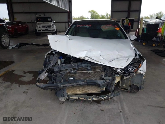 2019 Hyundai Sonata Sport with VIN 5NPE34AF9KH813933, listed as a IAAI auction lot 40777165 with 112,654 mi miles. Bid and sale history available at carsss.com. Image 13.