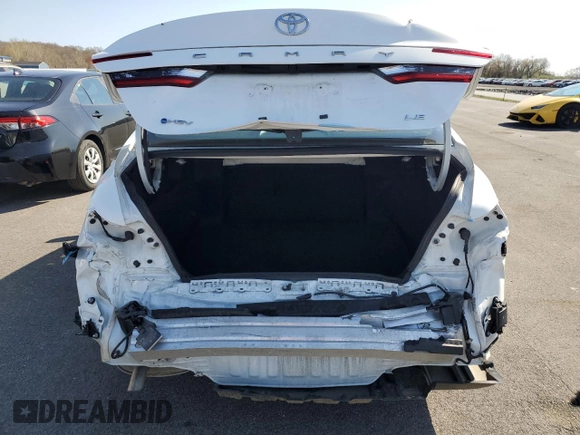 2025 Toyota Camry LE with VIN 4T1DAACKXSU526046, listed as a Copart auction lot 54517705 with 20,721 mi miles and Clean Title. Bid and sale history available at DreamBid. Image 6.