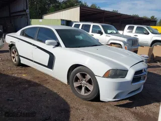 2014 Dodge Charger SE with VIN 2C3CDXBGXEH346231, listed as a IAAI auction lot 41875013 with 263,505 mi miles. Bid and sale history available at carsss.com. Image 1.