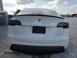 2024 Tesla Model Y Performance with VIN 7SAYGDEF3RF050704, listed as a Copart auction lot 45512455 with 15,539 mi miles and Salvage Title. Bid and sale history available at DreamBid. Image 6.