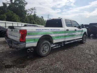 2020 Ford F-250 XL with VIN 1FT7W2BT4LED53378, listed as a Copart auction lot 62114495 with 96,636 mi miles and Salvage title. Bid and sale history available at DreamBid. Image 3.