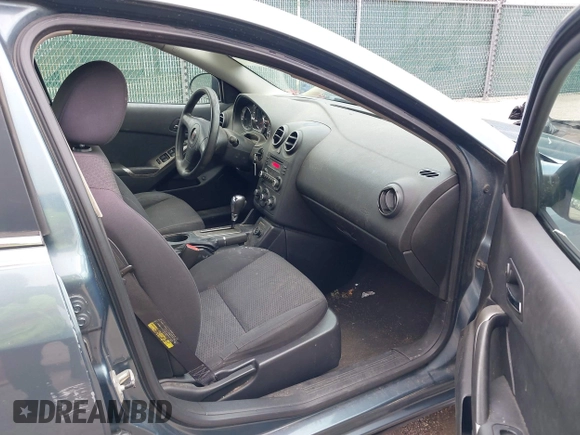 2006 Pontiac G6 1SV z VIN 1G2ZF55B964278446, wystawiony jako IAAI lot #42133165 z przebiegiem 188 288 mil mil oraz . Historia ofert i sprzedaży dostępna na DreamBid. Obrazek 5.