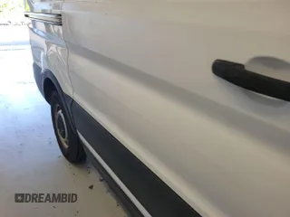 2019 Ford Transit with VIN 1FTYE1CG3KKB86885, listed as a IAAI auction lot 42907665 with 122,910 mi miles and . Bid and sale history available at DreamBid. Image 15.