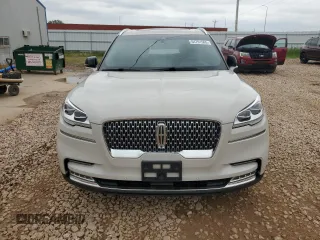 2021 Lincoln Aviator Reserve z VIN 5LM5J7XCXMGL19293, wystawiony jako Copart lot #64761565 z przebiegiem 61 614 mil mil oraz Szkoda całkowita • Salvage title. Historia ofert i sprzedaży dostępna na DreamBid. Obrazek 5.